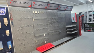 Gereedschapstelling Industries, stelling